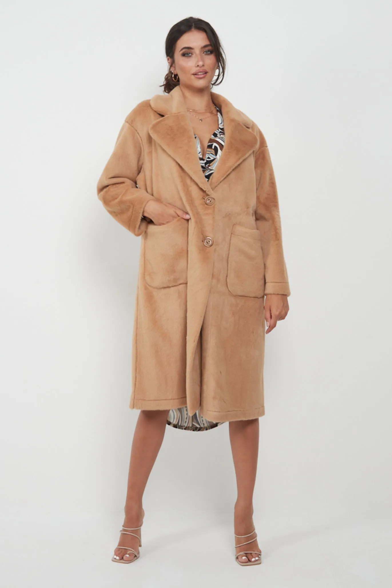 Reversible Angeleye Fluffy Soft Coat in Nude Brown