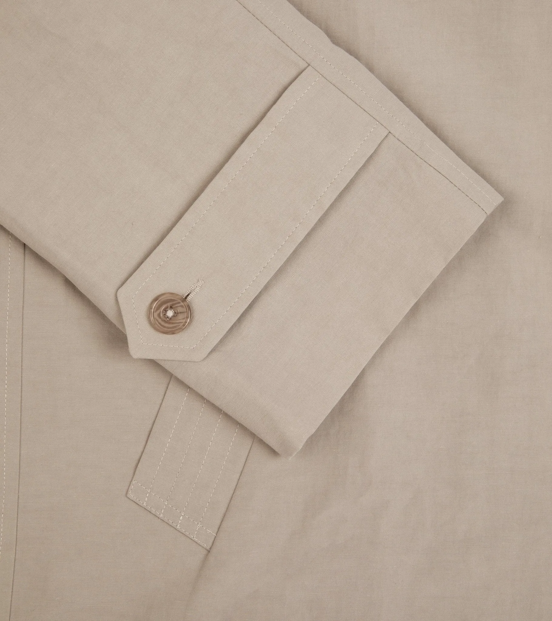 Arpenteur Cotton Nylon Linen Utile Coat: Sand