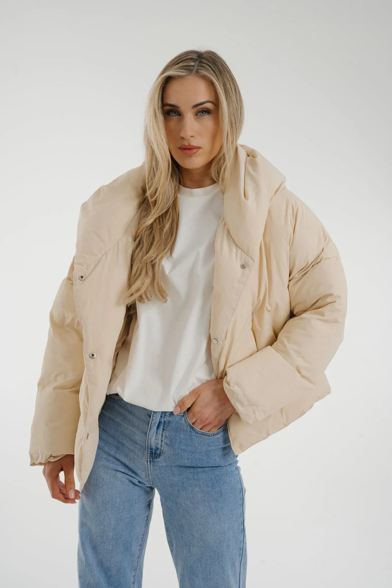 Cora Hooded Coat In Cream