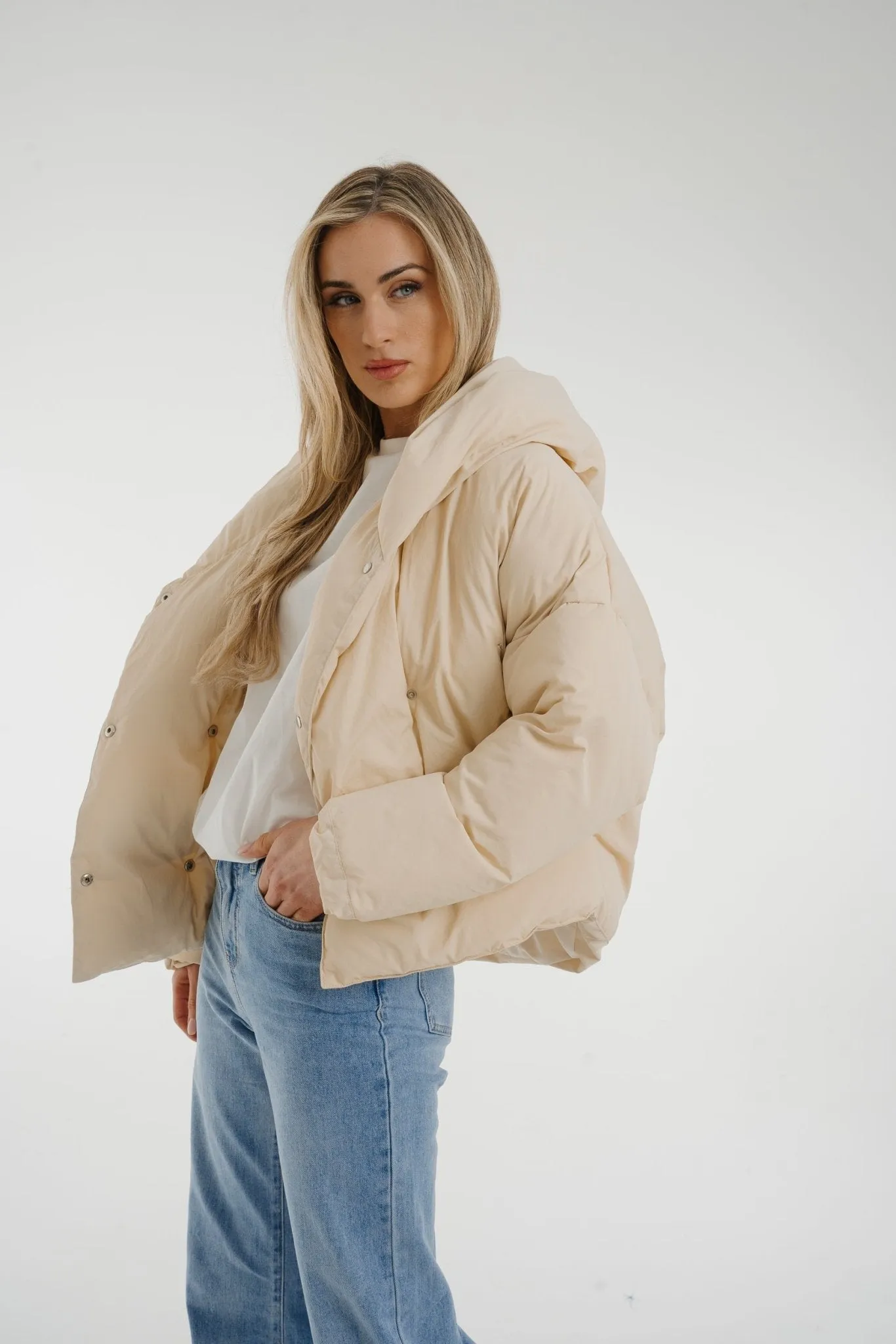 Cora Hooded Coat In Cream