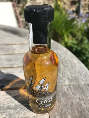 J Gow Rum 5cl Miniature