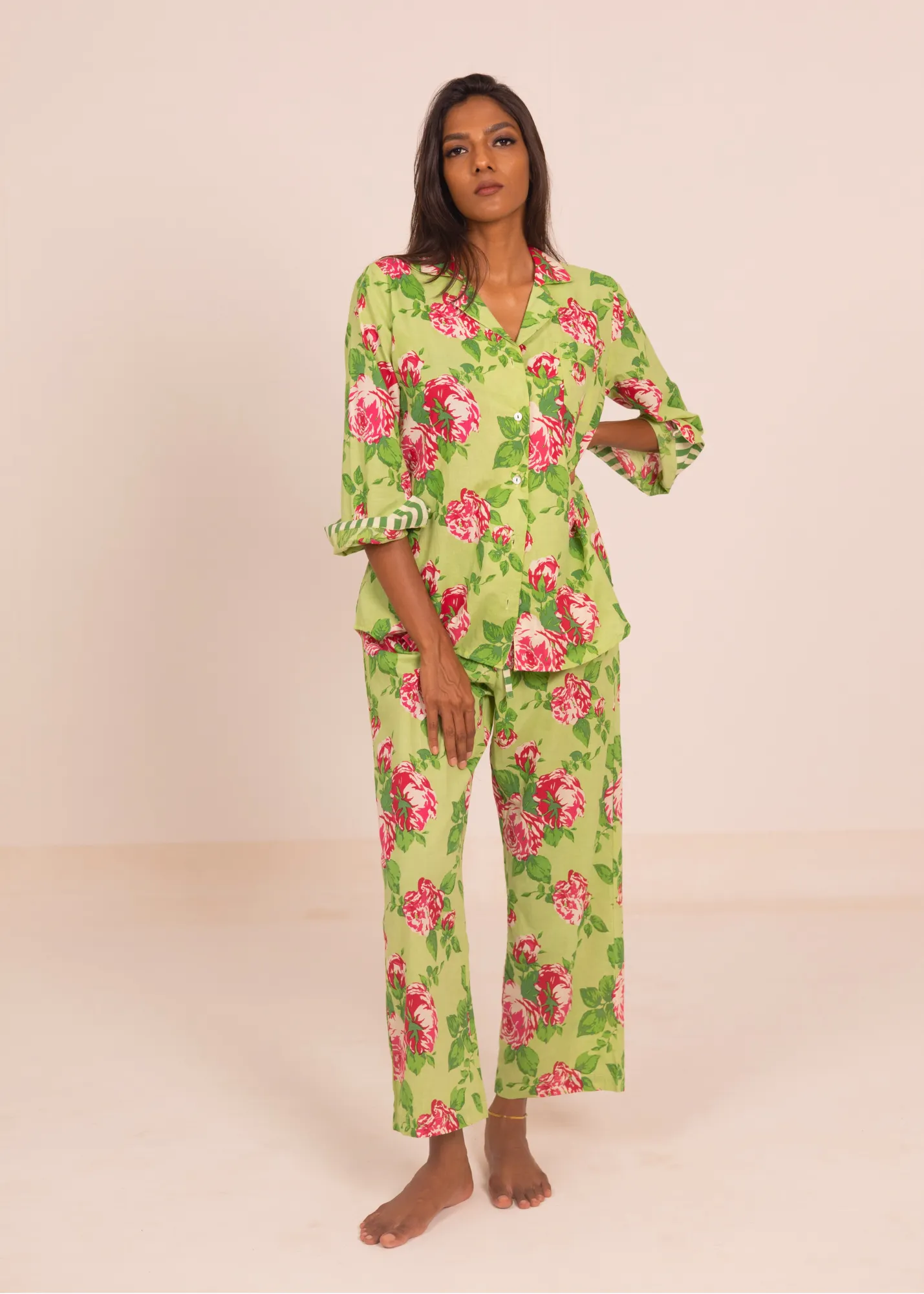 Radha Crop Pant - Green Roses