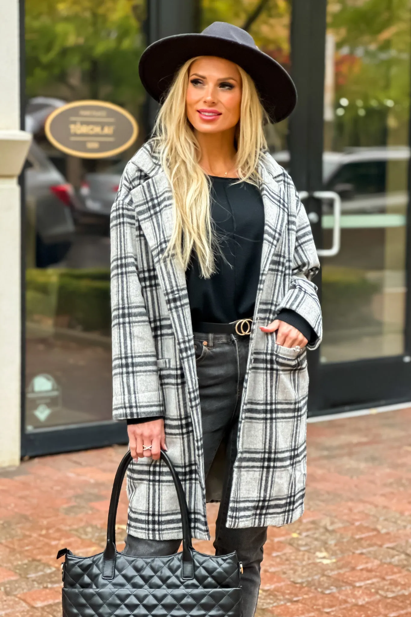 Surprise Visit Lightweight Plaid Button Down Coat : Black/Grey