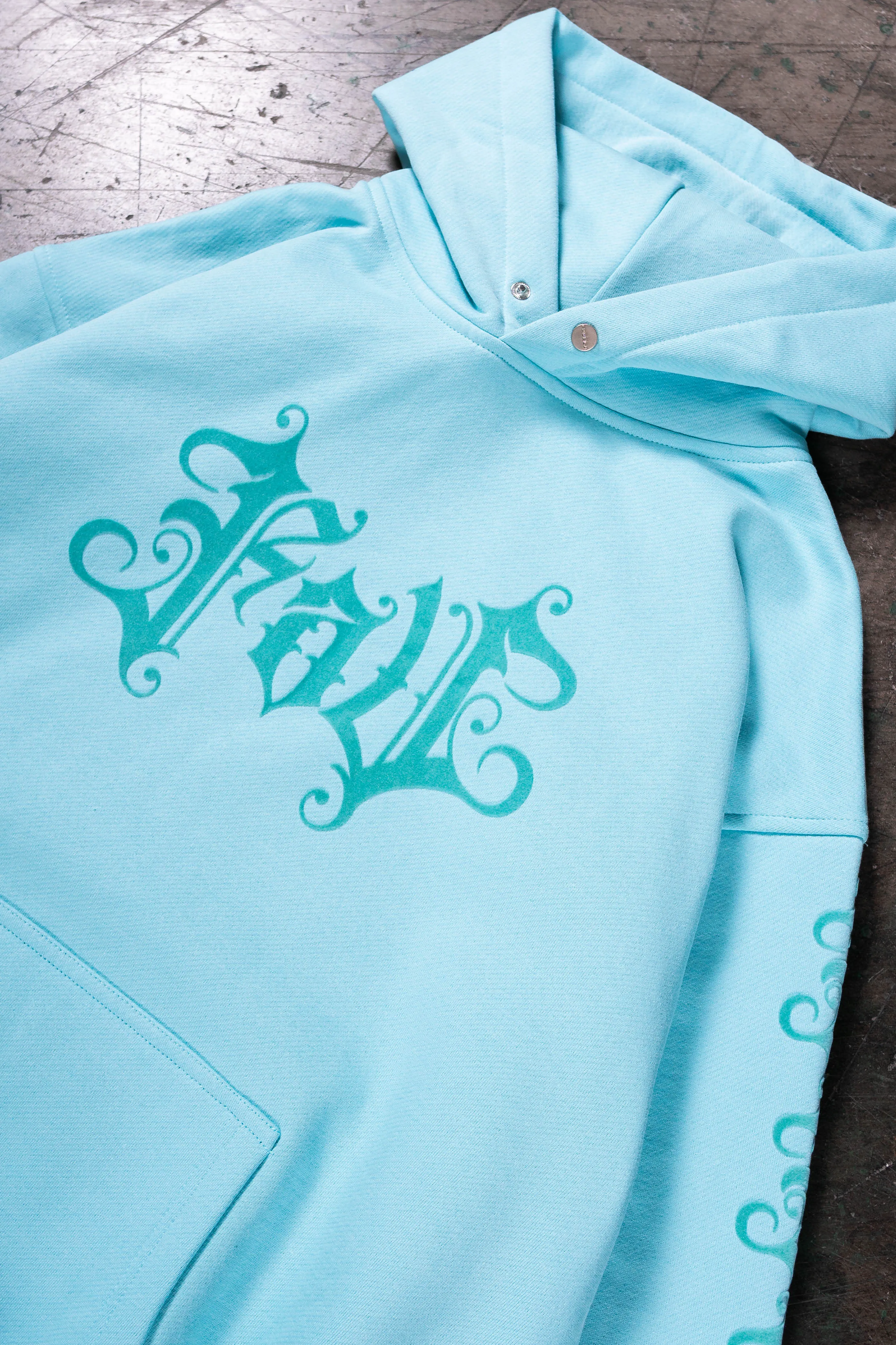 VELOUR TROPICAL BREEZE SNAP BUTTON HOODIE